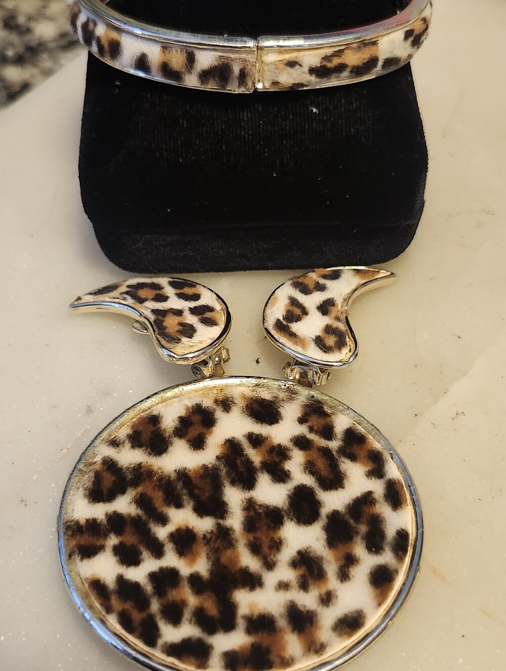 Vtg BSK Leopard Print Statement Jewelry Set - Brown and Black